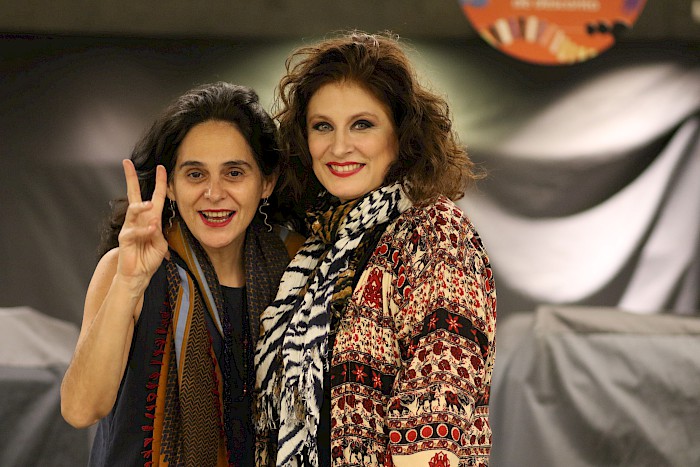 Mariana de Moraes and Nina Ernst © Lenise Pinheiro